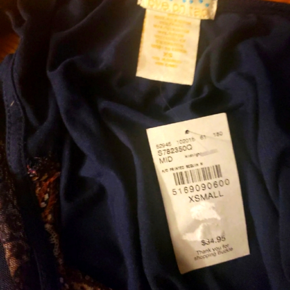 BKE NWT Sequins Jewel Bling Tank Top Navy XS - Picture 3 of 6